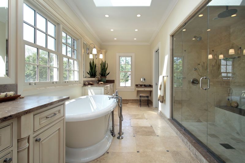 Bathtub with Elegant Surround